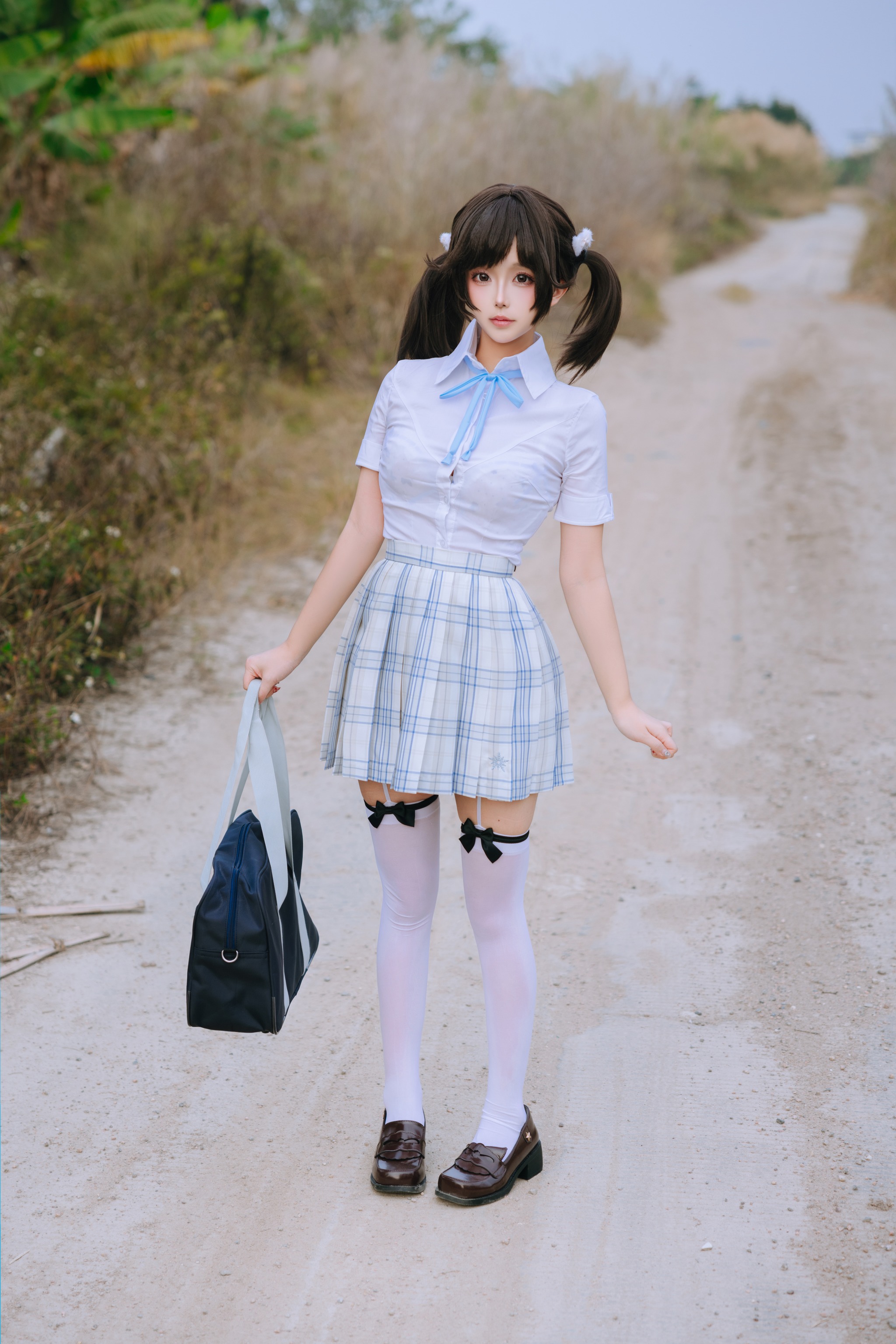 日奈娇 – NO.233 女高[195P5V]-XikXak